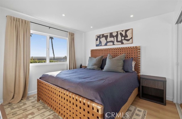 Detail Gallery Image 11 of 26 For 218 E Surfside, Port Hueneme,  CA 93041 - 3 Beds | 2 Baths