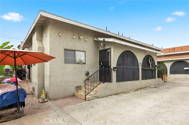 Detail Gallery Image 6 of 18 For 917 E 40th, Los Angeles,  CA 90011 - – Beds | – Baths