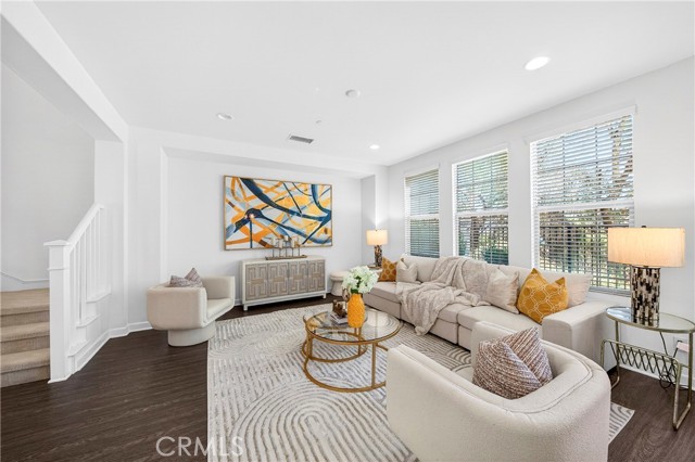 Detail Gallery Image 13 of 54 For 14835 Crystal View, Chino Hills,  CA 91709 - 3 Beds | 3/1 Baths