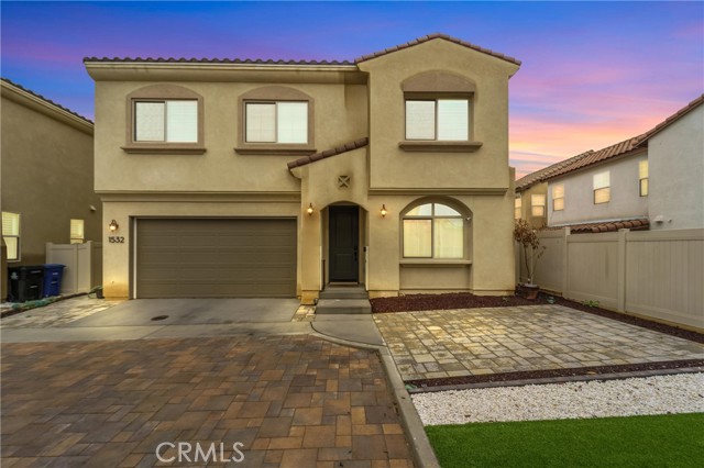 Detail Gallery Image 2 of 31 For 1532 Painted Cave, Chula Vista,  CA 91913 - 5 Beds | 3/1 Baths