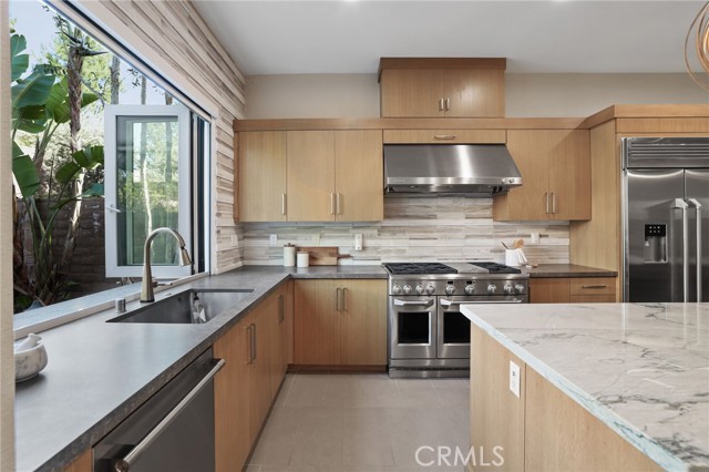 Detail Gallery Image 12 of 62 For 56 Derby, Irvine,  CA 92602 - 4 Beds | 4/1 Baths