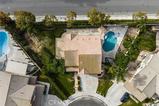 14037 Hollywood Avenue, Eastvale CA: https://media.crmls.org/medias/b4156084-bfa3-43d9-a291-ad7b74e7f052.jpg