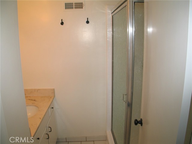 Detail Gallery Image 7 of 20 For 112 Pearl Ave, Newport Beach,  CA 92662 - 3 Beds | 3 Baths