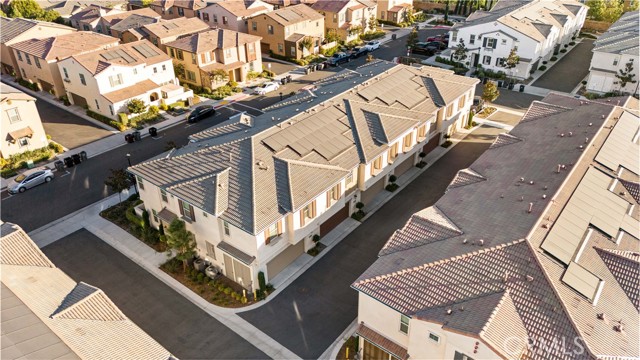 Detail Gallery Image 3 of 39 For 14526 Sienna Pl, Corona,  CA 92880 - 3 Beds | 2/1 Baths