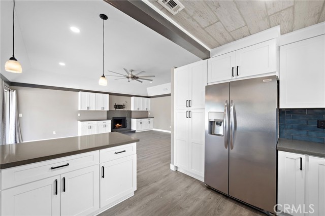 Detail Gallery Image 18 of 43 For 22400 Canyon Club, Canyon Lake,  CA 92587 - 3 Beds | 2 Baths