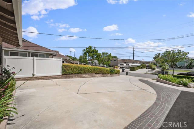 27627 Tarrasa Drive, Rancho Palos Verdes, California 90275, 4 Bedrooms Bedrooms, ,Residential,Sold,Tarrasa,PV22100901