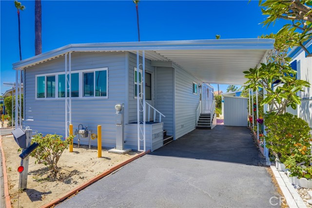 4117 W McFadden Ave, Santa Ana CA: https://media.crmls.org/medias/b419206f-f13a-40d9-8a42-e22e275d478f.jpg