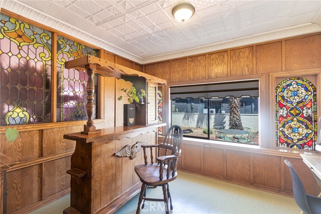 Image 15 of 41 For 2048 Mentone Boulevard