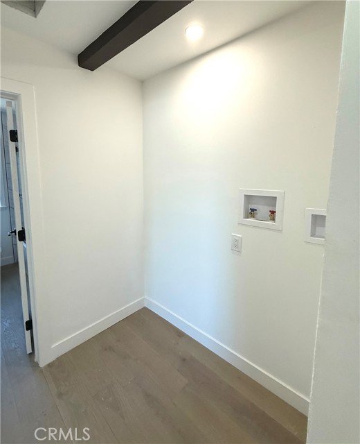 16913 Covello Street, Van Nuys CA: https://media.crmls.org/medias/b4199980-879d-4e76-a84e-e272f3a9d970.jpg