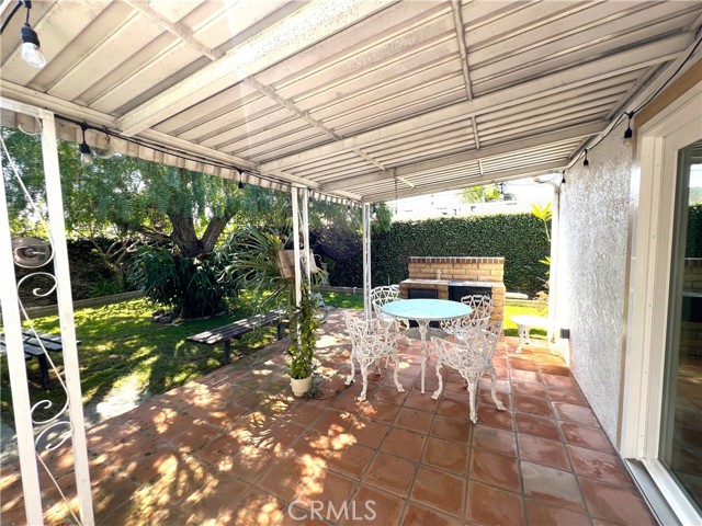 8940 Comet Circle, Westminster CA: https://media.crmls.org/medias/b419e0ae-3de5-422f-bdf0-7563434cfc35.jpg