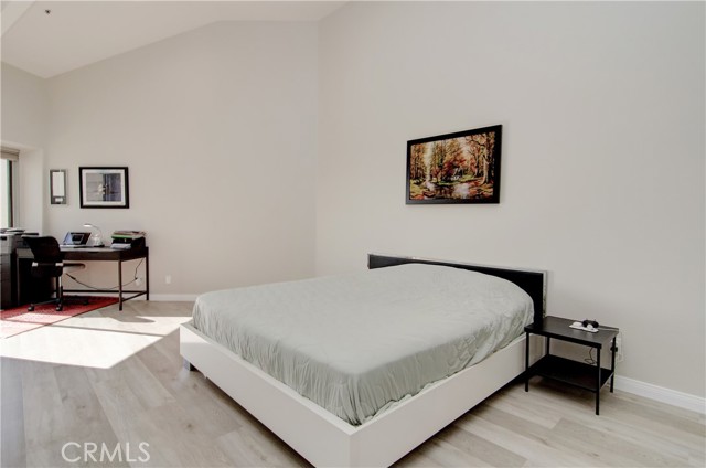 Detail Gallery Image 11 of 21 For 200 Paris Ln #311,  Newport Beach,  CA 92663 - 2 Beds | 2 Baths