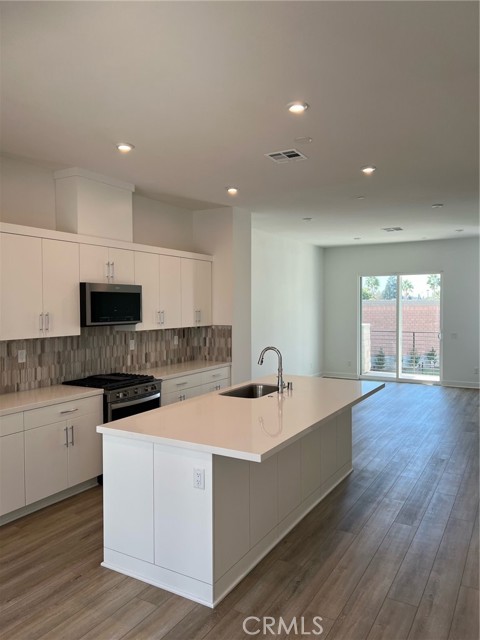 Detail Gallery Image 13 of 46 For 1715 W Cara Dr, Anaheim,  CA 92805 - 4 Beds | 3/1 Baths