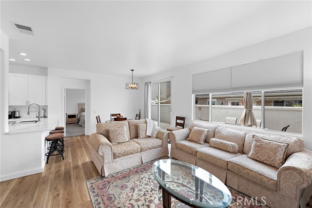 104 Seacountry Lane, Rancho Santa Margarita CA: https://media.crmls.org/medias/b41a6ba8-09a9-4b68-a411-3a503a5444cc.jpg