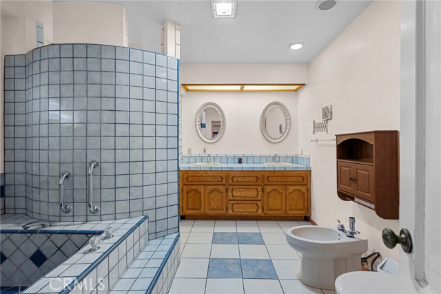 Detail Gallery Image 26 of 37 For 1529 E Avenue Q6, Palmdale,  CA 93550 - 4 Beds | 2 Baths