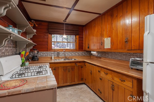 Detail Gallery Image 20 of 23 For 301 E Barker Bld, Big Bear City,  CA 92314 - 3 Beds | 1 Baths