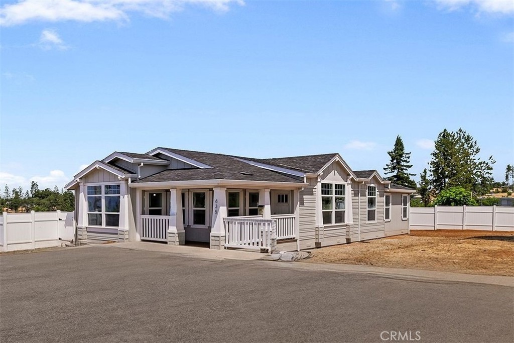 635 Boquest Boulevard