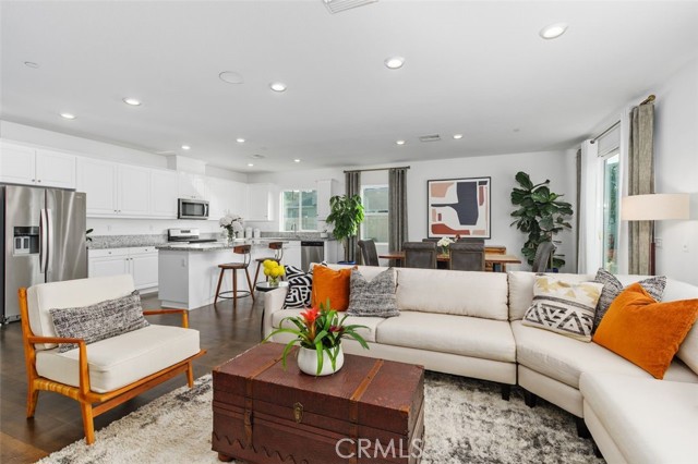 Detail Gallery Image 6 of 22 For 7633 River Gulch, Riverside,  CA 92507 - 4 Beds | 2 Baths