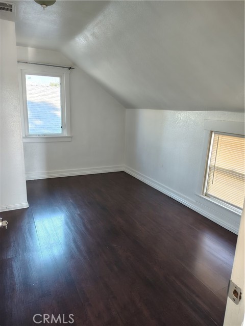 Detail Gallery Image 6 of 9 For 120 W Marshall Bld, San Bernardino,  CA 92504 - 2 Beds | 1 Baths