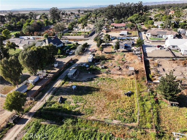 1418 Solomon Road, Santa Maria CA: https://media.crmls.org/medias/b41e589b-9ba5-47ad-a439-ac199d65861d.jpg