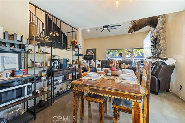 Detail Gallery Image 12 of 44 For 28975 Lotusgarden, Canyon Country,  CA 91387 - 4 Beds | 3 Baths