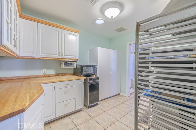 Detail Gallery Image 25 of 56 For 2574 28th St, Rosamond,  CA 93560 - 3 Beds | 2 Baths