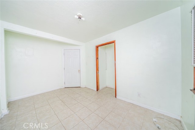 Detail Gallery Image 12 of 33 For 6929 37th, Jurupa Valley,  CA 92509 - 3 Beds | 1 Baths