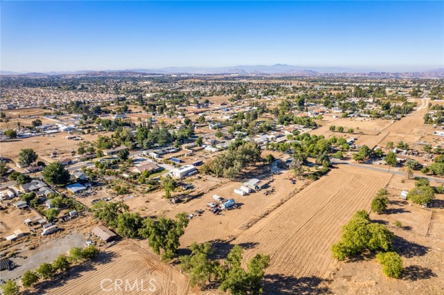 Detail Gallery Image 38 of 42 For 10570 Jonathan Ave, Cherry Valley,  CA 92223 - 4 Beds | 3/1 Baths