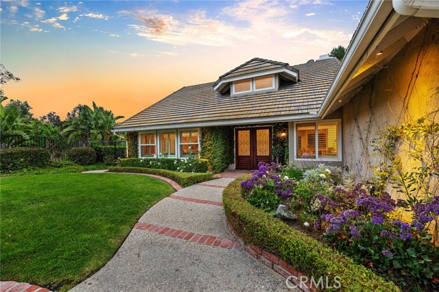 Detail Gallery Image 17 of 71 For 5665 Trailside Dr, Yorba Linda,  CA 92887 - 4 Beds | 2/1 Baths