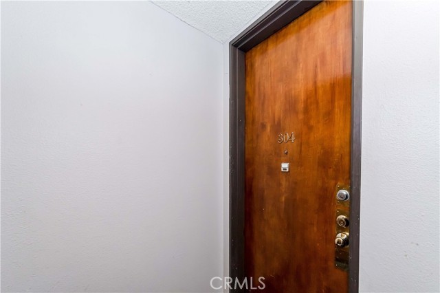 Detail Gallery Image 4 of 16 For 533 S St Andrews Pl #304,  Los Angeles,  CA 90020 - 1 Beds | 1 Baths