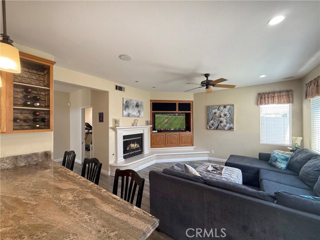 Detail Gallery Image 6 of 29 For 23964 Old Pomegranate Rd, Yorba Linda,  CA 92887 - 5 Beds | 3 Baths