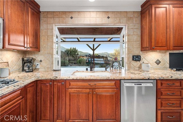 Detail Gallery Image 10 of 69 For 2862 Calmgarden Rd, Acton,  CA 93510 - 4 Beds | 3 Baths