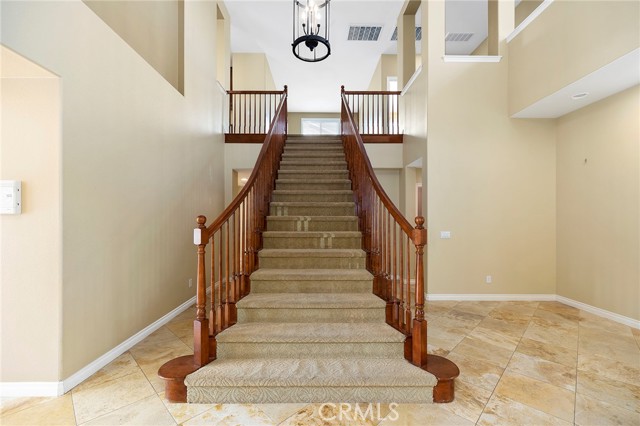 Detail Gallery Image 15 of 74 For 24407 Whitaker Way, Murrieta,  CA 92562 - 6 Beds | 4/1 Baths