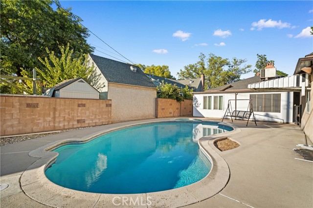 Detail Gallery Image 5 of 41 For 751 N Keystone St, Burbank,  CA 91506 - 3 Beds | 1 Baths
