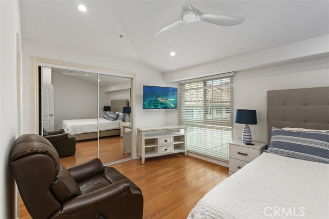 Detail Gallery Image 17 of 23 For 2101 E 15th St #7,  Newport Beach,  CA 92663 - 2 Beds | 1/1 Baths