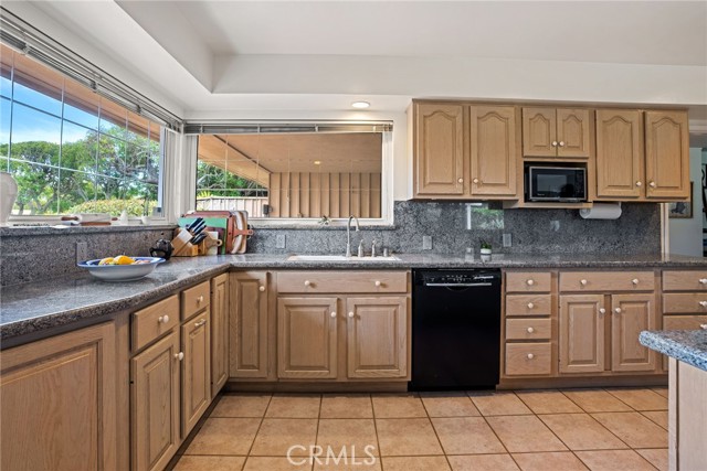 Detail Gallery Image 16 of 68 For 4601 Hampden Rd, Corona Del Mar,  CA 92625 - 3 Beds | 2 Baths