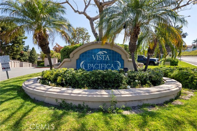 Detail Gallery Image 1 of 11 For 1074 Calle Del Cerro #1802, San Clemente,  CA 92672 - 2 Beds | 2 Baths