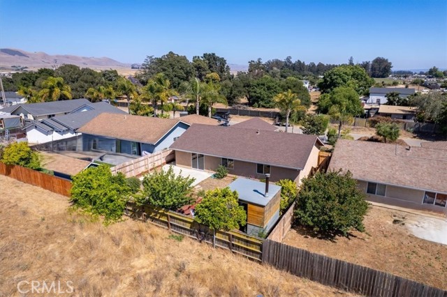 448 Grove Lane, Nipomo CA: https://media.crmls.org/medias/b4237283-71f5-497a-ad76-83d16951500c.jpg