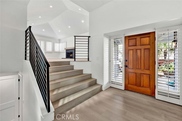 Detail Gallery Image 9 of 65 For 804 Gardenia, Corona Del Mar,  CA 92625 - 2 Beds | 2 Baths