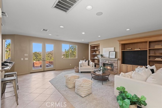 Image 9 of 46 For 693 John Drive