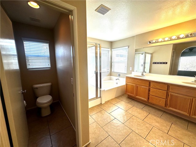 Detail Gallery Image 16 of 20 For 13168 Dixon, Victorville,  CA 92392 - 5 Beds | 3 Baths