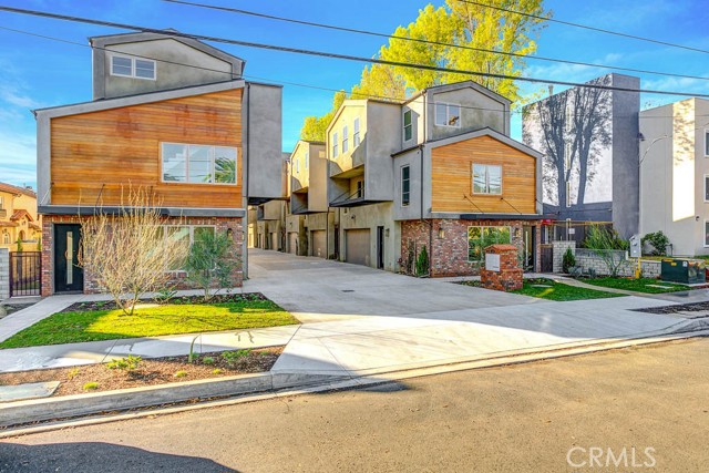 Detail Gallery Image 9 of 12 For 530 Fano St #D,  Monrovia,  CA 91016 - 3 Beds | 3 Baths