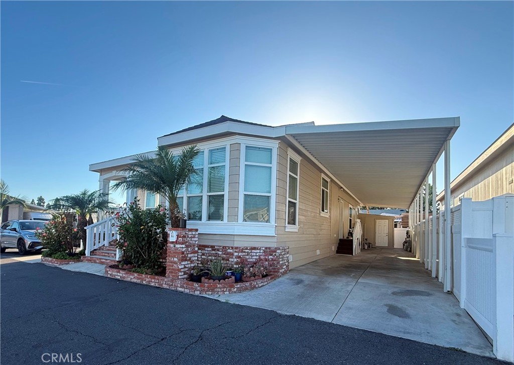 MLS #OC26158207 image #4