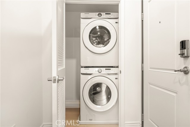 Detail Gallery Image 11 of 18 For 915 Madonna Rd #102,  San Luis Obispo,  CA 93405 - 3 Beds | 2 Baths