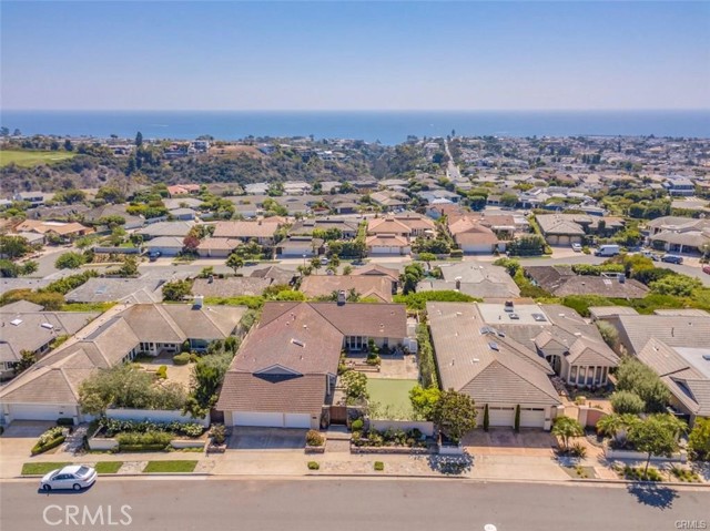 Detail Gallery Image 22 of 38 For 3811 Topside Ln, Corona Del Mar,  CA 92625 - 4 Beds | 3/1 Baths