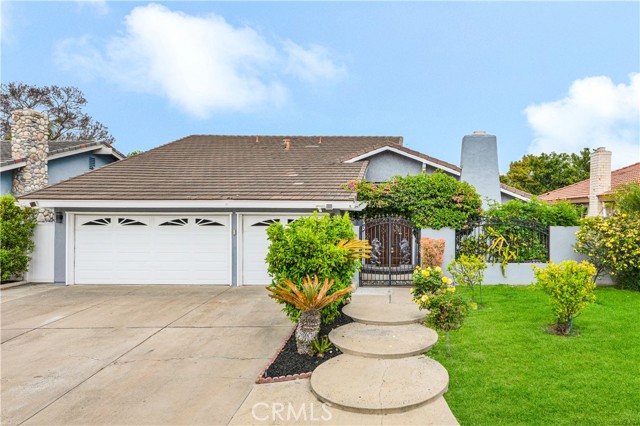 Detail Gallery Image 1 of 56 For 17830 Winterberry St, Fountain Valley,  CA 92708 - 5 Beds | 3 Baths