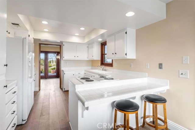 Detail Gallery Image 11 of 53 For 35302 Vista De Todo, Dana Point,  CA 92624 - 4 Beds | 3 Baths