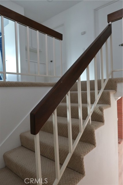 Detail Gallery Image 13 of 28 For 19 Alameda, Irvine,  CA 92620 - 5 Beds | 2/1 Baths