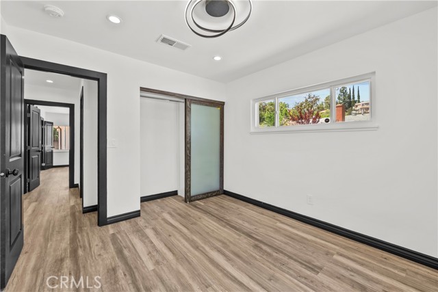 4825 San Feliciano Drive, Woodland Hills CA: https://media.crmls.org/medias/b42958f6-6951-43fb-8419-db259b182c15.jpg