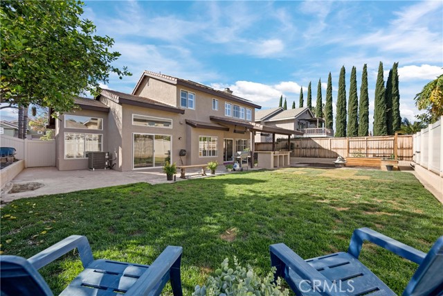 Detail Gallery Image 2 of 56 For 2969 Coral St, Corona,  CA 92882 - 5 Beds | 3 Baths