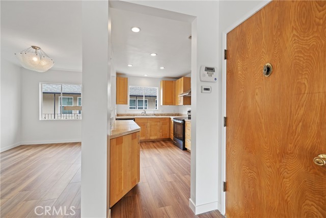 Detail Gallery Image 14 of 34 For 1273 E Appleton St #4,  Long Beach,  CA 90802 - 1 Beds | 1 Baths
